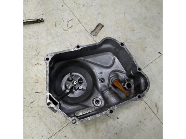 HONDA
CF50E
Crankcase cover
[Shary 50]