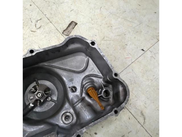 HONDA
CF50E
Crankcase cover
[Shary 50]