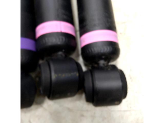 Toyota
200 series
Hiace
Genuine
Shock
1 cars