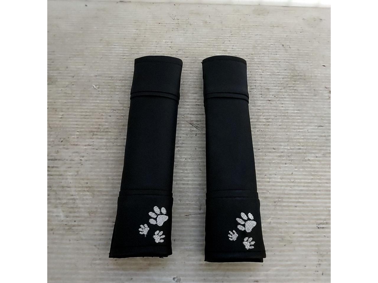 Unknown Manufacturer
Seat belt putt