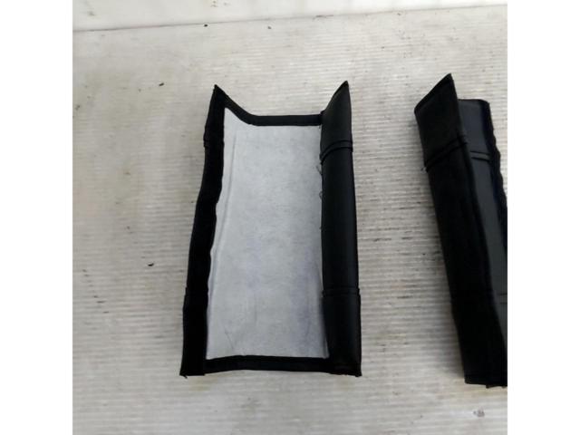 Unknown Manufacturer
Seat belt putt