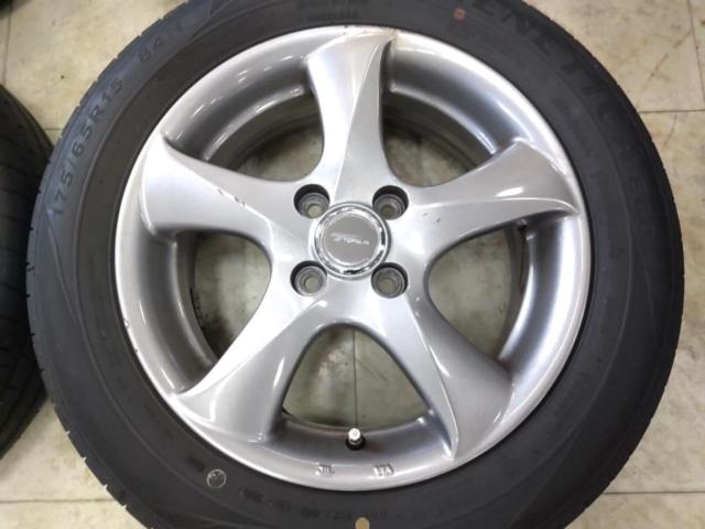 BRIDGESTONE
BALMINUM
5-spoke wheel
+
KENDA
KENETICA
ECO