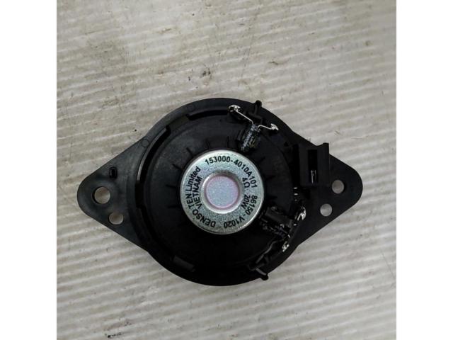 Toyota
Genuine dashboard speakers for 90 series
Voxy / Noah
