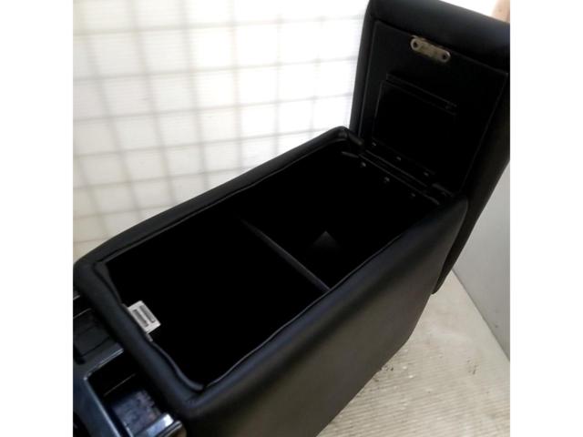 Unknown Manufacturer
Console BOX