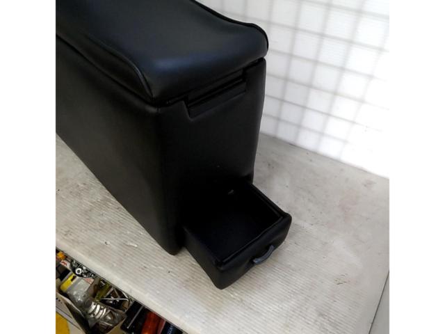 Unknown Manufacturer
Console BOX