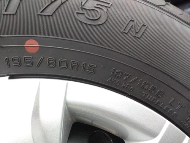 トヨタ ハイエース/200系 純正スチールホイール + DUNLOP SP175N