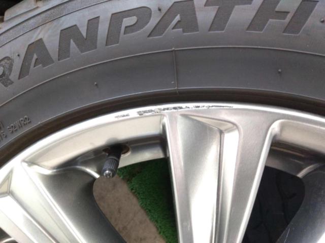 トヨタ アルファード/ヴェルファイア(30系) タイプゴールド 後期 純正ホイール + TOYO TRANPATH mp7