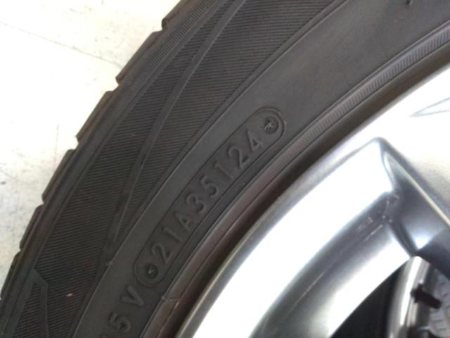 トヨタ アルファード/ヴェルファイア(30系) タイプゴールド 後期 純正ホイール + TOYO TRANPATH mp7