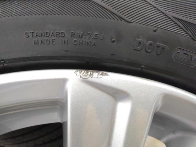 Toyota with unused tires
30 series
Alphard / Vellfire original wheel
+
KENDA
KR 201