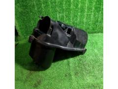 KAWASAKI バリオスⅡ エアクリーナーボックス