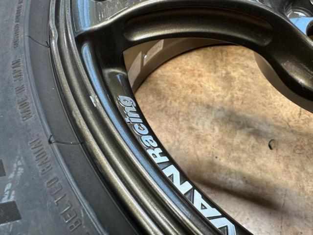 Popular Yokohama wheels! YOKOHAMA
ADVAN
Racing
RG3 + FALKEN
AZENIS