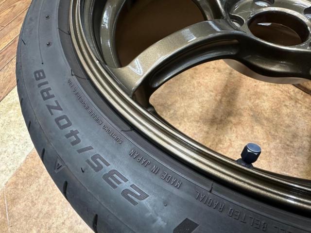 Popular Yokohama wheels! YOKOHAMA
ADVAN
Racing
RG3 + FALKEN
AZENIS