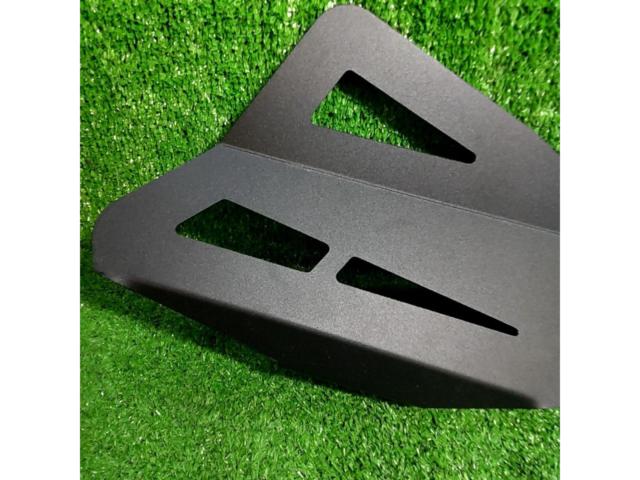 Unknown Manufacturer
MT-09
Frame-infill side panels