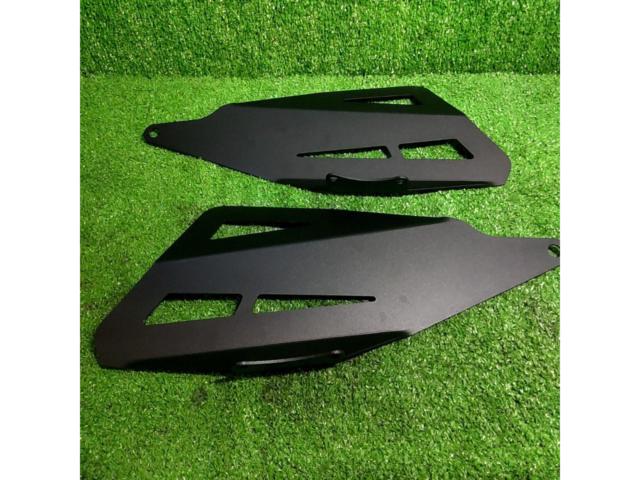 Unknown Manufacturer
MT-09
Frame-infill side panels