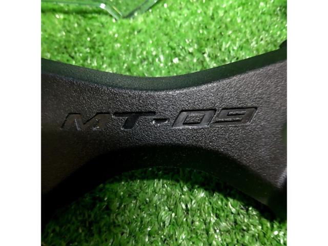 Y'sGEAR
MT-09
Middle screen