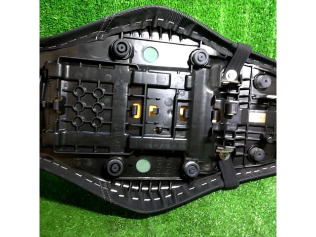 YAMAHA
Genuine option
dB's
Lowdown sheet