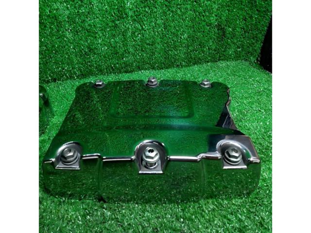 HarleyDavidson
Twincam
TC88
Genuine
Rocker cover
Chrome
