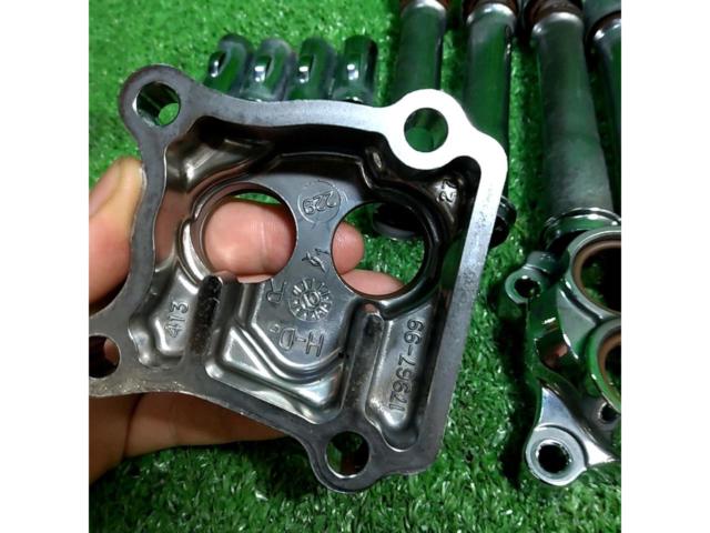 HarleyDavidson
TC88
Twin Cam Genuine
Lifter cover + pushrod cover
Chrome