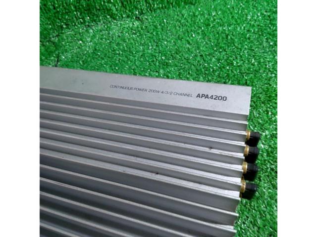 ADDZEST / Clarion
APA4200
4-channel power amplifier