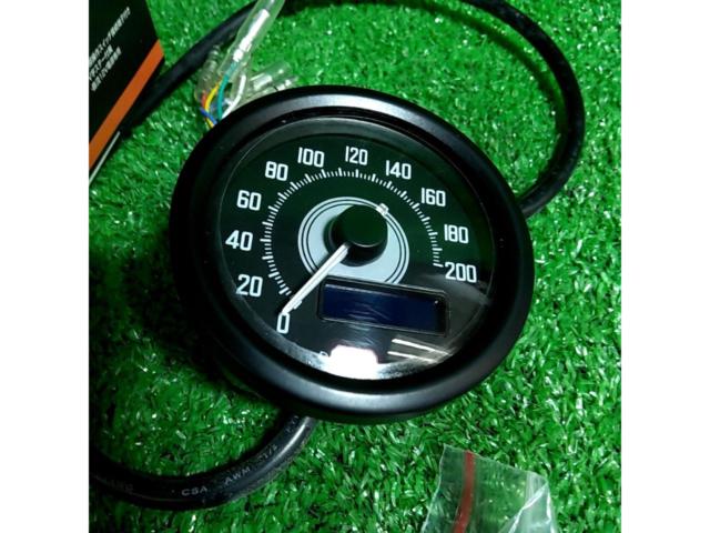 DAYTONA
Daytona
VELONA60
SP200
Speedometer