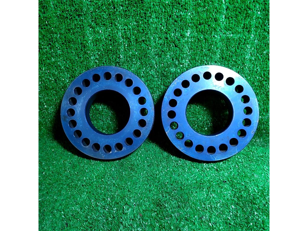 Unknown Manufacturer
25 mm
Spacer
2 pieces set