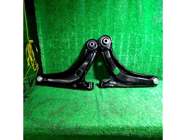 HONDA
Fit
GD3
Genuine
Front lower arm