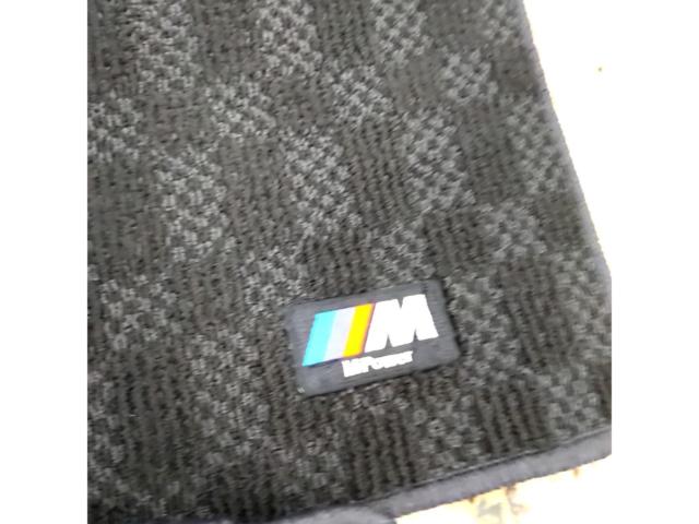 BMW
3 Series
E46
320i
M Sports
Genuine
Floor mat