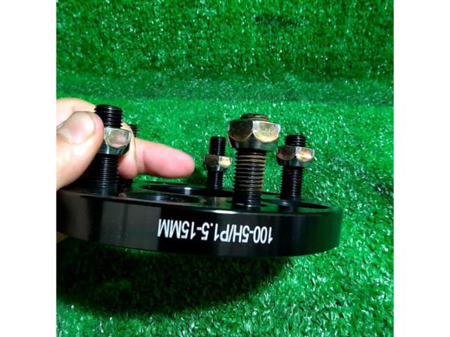 Durax
Wide tread spacer / Waitore
100-5H
M12 × P1.5
15 mm