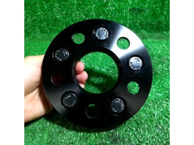Durax
Wide tread spacer / Waitore
100-5H
M12 × P1.5
15 mm
