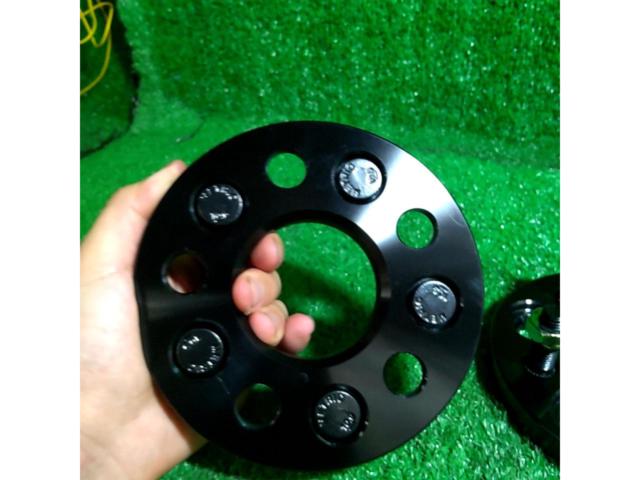 Durax
Wide tread spacer / Waitore
100-5H
M12 × P1.5
15 mm