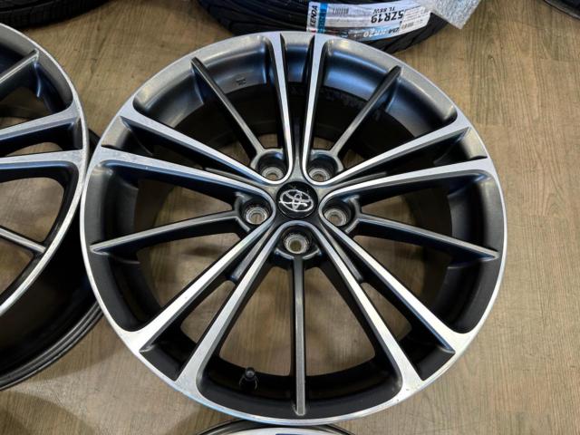 TOYOTA 86/ZN6 後期純正ホイール