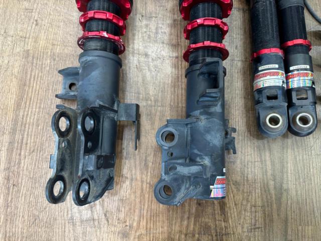 Wakeari
BLITZ
DAMPER
ZZ-R
Full-tap adjustable coilovers used on a Toyota Alphard/30 series/early model/2.5L/2WD.