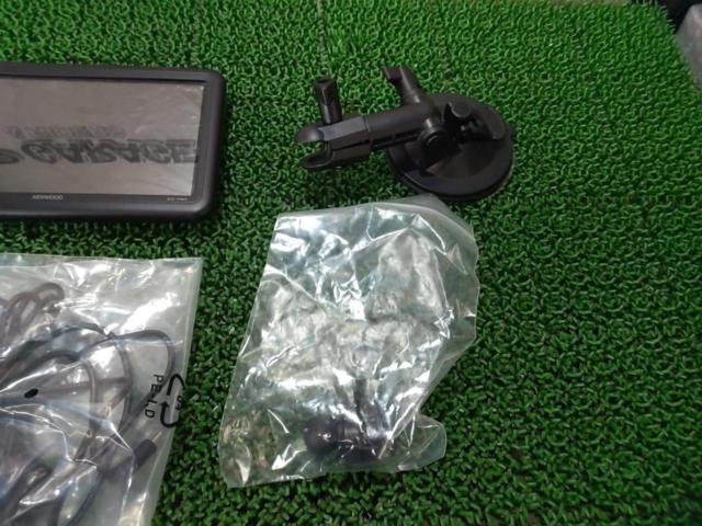 KENWOOD
EZ-750
Portable navigation