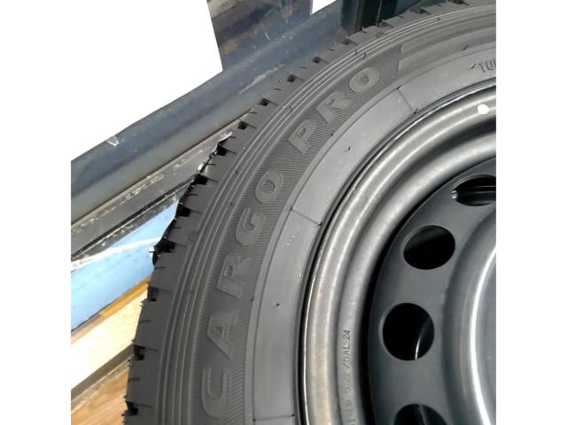 トヨタ純正 プロボックス 純正スチールホイール+GOODYEAR CARGO PRO