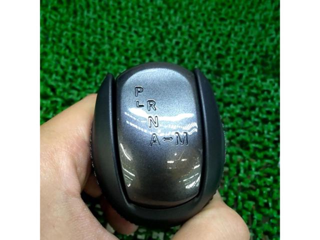 Nissan
R35 / GT-R
Previous period
Genuine shift knob
