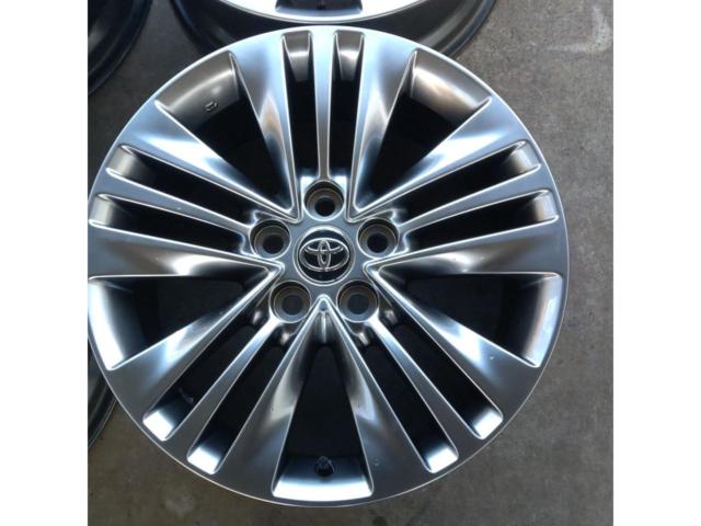 Toyota
40 system
Alphard
Z grade
Original wheel