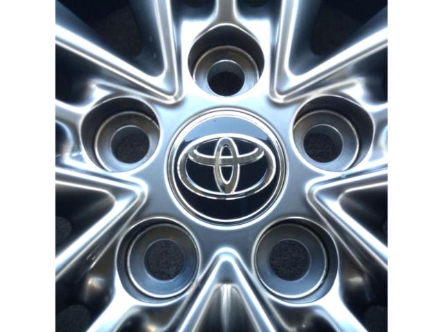 Toyota
40 system
Alphard
Z grade
Original wheel