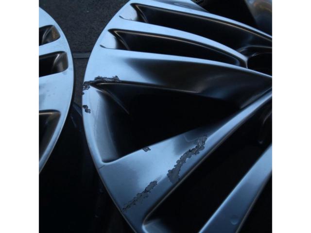 Toyota
40 system
Alphard
Z grade
Original wheel