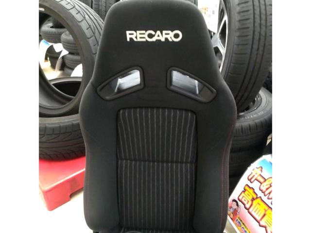 SUZUKI
HA 36 S / Alto Works
Genuine RECARO seat
※ passenger side