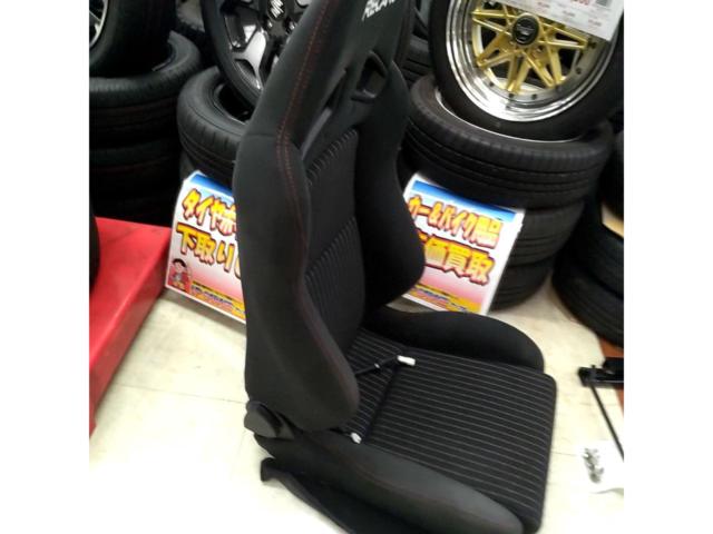SUZUKI
HA 36 S / Alto Works
Genuine RECARO seat
※ passenger side