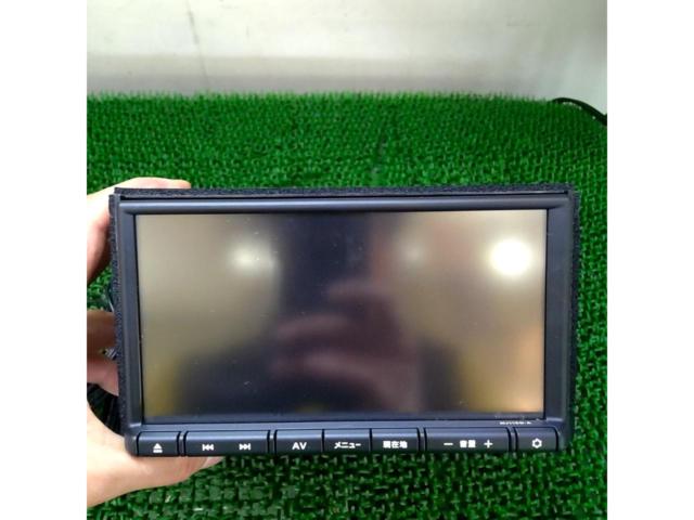 Nissan Genuine / Clarion
MJ119D-W
7 inches
200mm wide memory Navi