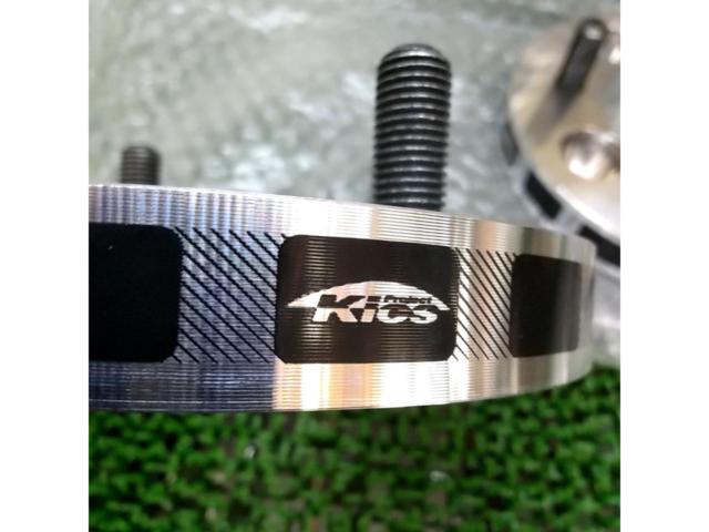Kics
Wide tread spacer
Hub unit system
20 mm
100-4H
M12 × P1.5