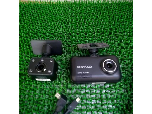 KENWOOD
Interior photography available
2 Camera drive recorder
DRV-MP740