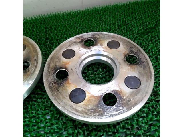 Unknown Manufacturer
General purpose
Wide tread spacers (thickness: 10mm / PCD 100 / 4 holes / M12 x P1.5 / hub diameter 54mm)