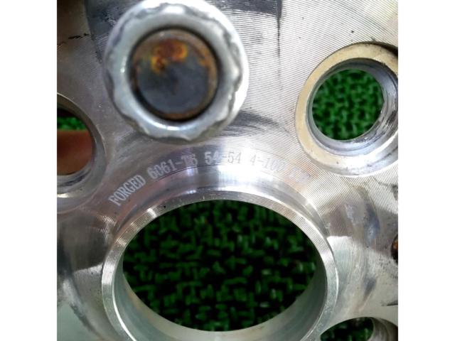 Unknown Manufacturer
General purpose
Wide tread spacers (thickness: 10mm / PCD 100 / 4 holes / M12 x P1.5 / hub diameter 54mm)
