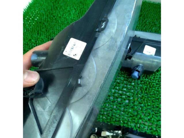 BMW 6シリーズ(F12 / F13 / F06)純正 LED3眼フォグランプレンズ 左右セット