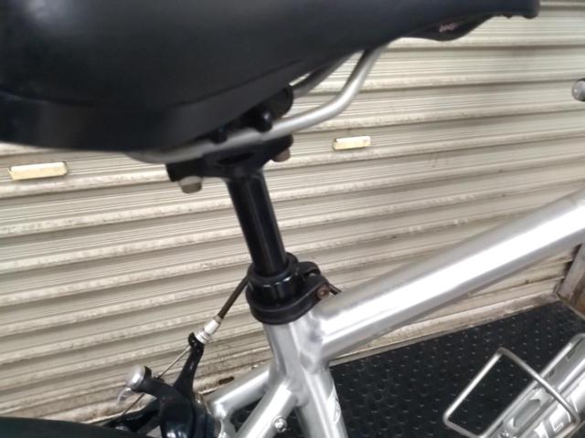 SPECIALIZED SEQUOIA 700×25C 3×8段変速 アルミフレーム ロードバイク シルバー