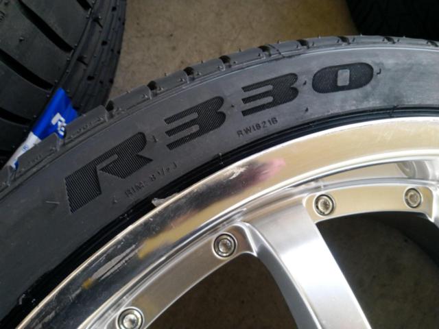 Carlsson(カールソン)  1/11 RS  + WINRUN(ウィンラン) R330