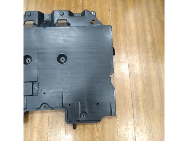 Nissan Skyline GT-R/BNR34 Genuine Parts
Front under cover