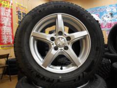 DUNLOP
VIOLENTO
JS + DUNLOP
WINTERMAXX
WM03